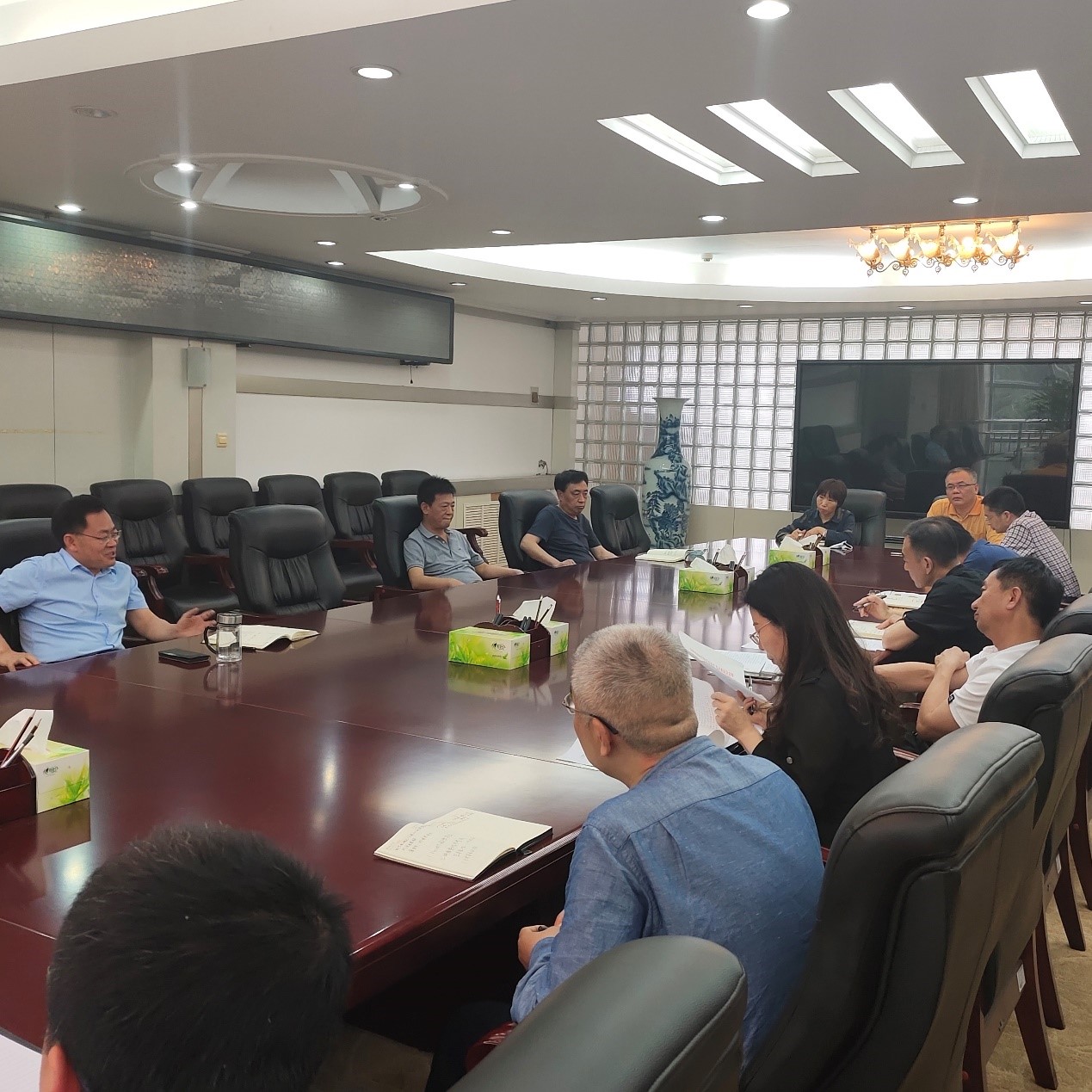 https://www.ayit.edu.cn/__local/6/09/0E/7867E9E3A41D54A5CA36ACFCACD_9DB82970_4FEB7.jpg